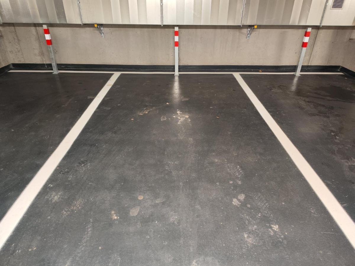 Yarn - Brand New - Free Parking - Balcony With City View - Central Shopping Mall Bratislava Esterno foto