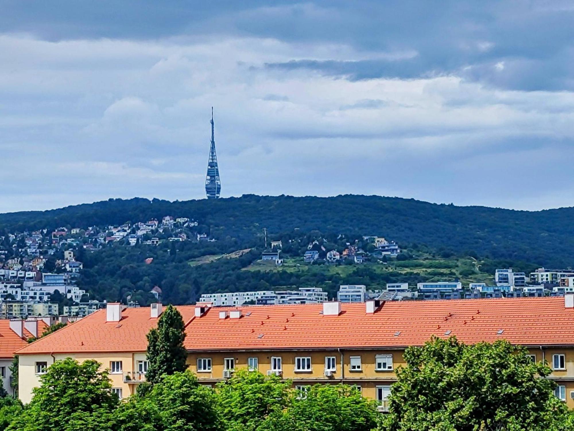 Yarn - Brand New - Free Parking - Balcony With City View - Central Shopping Mall Bratislava Esterno foto